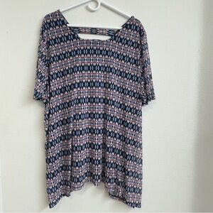 Catherines top womens plus size 2X Geometric Print Tunic Pullover Lined Feminine